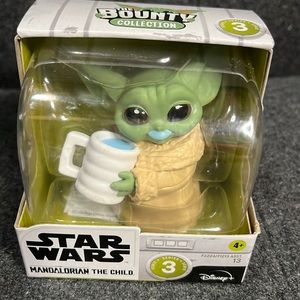 Mandalorian the child Star Wars